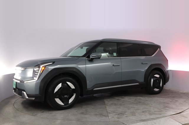 2024 Kia EV9 — photo 14 of 29