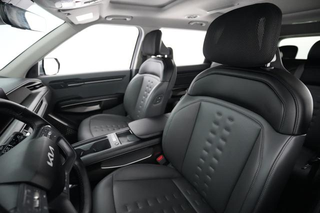 2024 Kia EV9 — photo 3 of 29