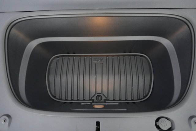 2026 Tesla Model Y — photo 20 of 23