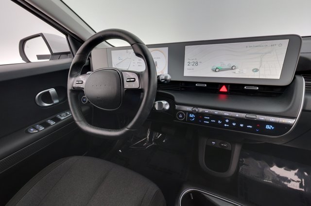 2024 Hyundai IONIQ 5 — photo 20 of 26