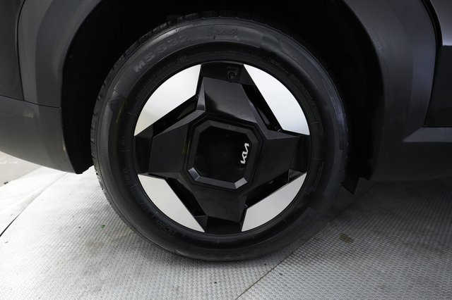 2024 Kia EV9 — photo 17 of 26