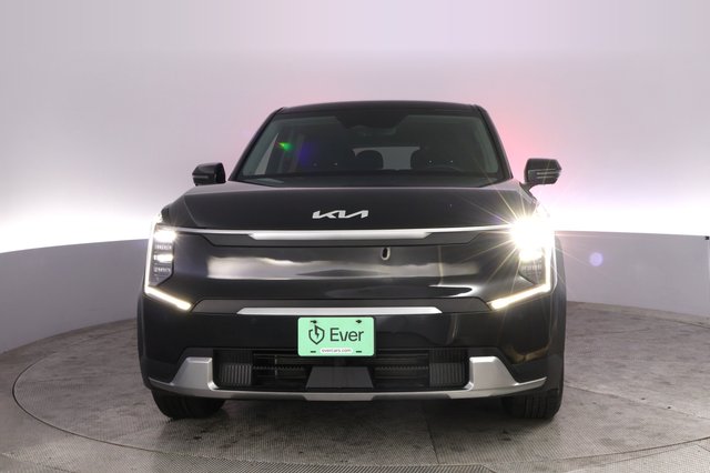 2024 Kia EV9 — photo 9 of 26