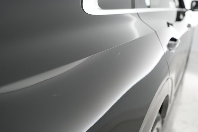 2019 Audi e-tron — photo 27 of 31