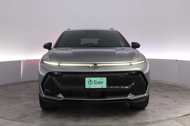 2024 Chevrolet Equinox EV — photo 9 of 22
