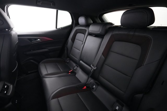 2024 Chevrolet Equinox EV — photo 19 of 22