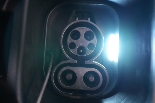 2023 Polestar 2 — photo 8 of 24