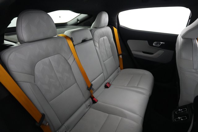 2023 Polestar 2 — photo 4 of 24
