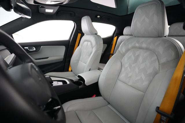 2023 Polestar 2 — photo 3 of 24