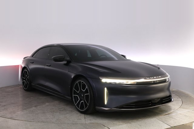 2025 Lucid Air — photo 10 of 21