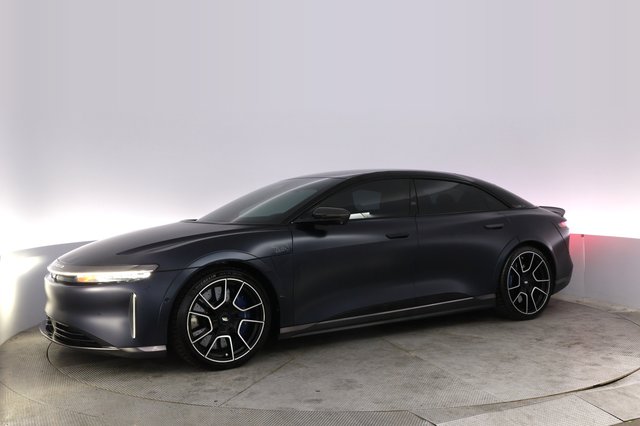 2025 Lucid Air — photo 14 of 21