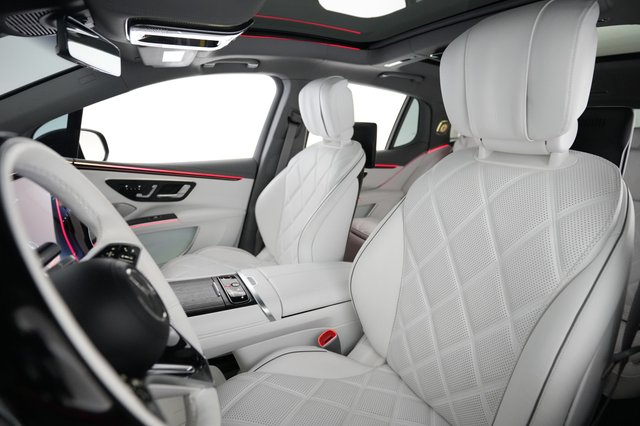 2024 Mercedes-Benz EQS SUV — photo 3 of 23