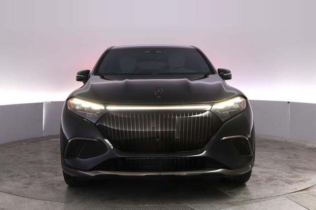 2024 Mercedes-Benz EQS SUV — photo 9 of 23