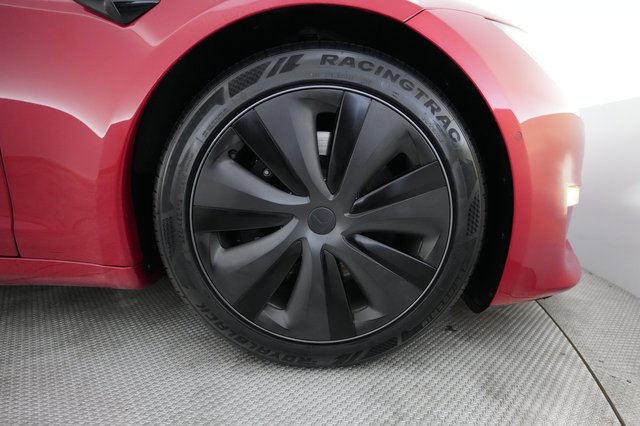 2022 Tesla Model S — photo 16 of 24