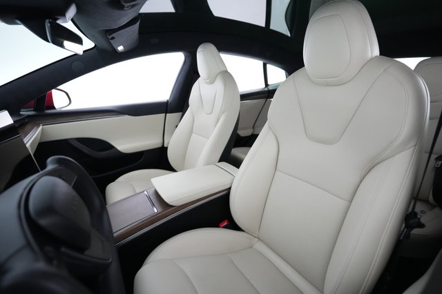 2022 Tesla Model S — photo 3 of 24
