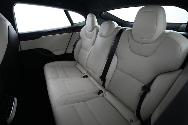 2022 Tesla Model S