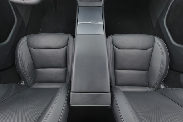 2024 Tesla Model 3 — photo 22 of 24