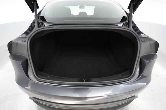 2024 Tesla Model 3 — photo 6 of 24