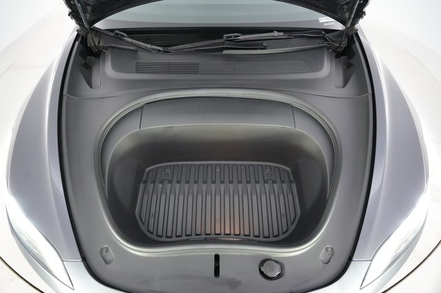 2024 Tesla Model 3 — photo 23 of 24