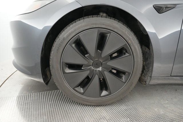 2024 Tesla Model 3 — photo 16 of 24