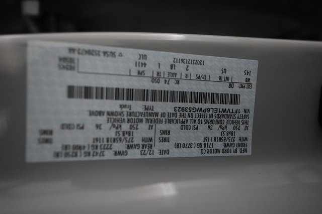 2023 Ford F-150 Lightning — photo 16 of 16