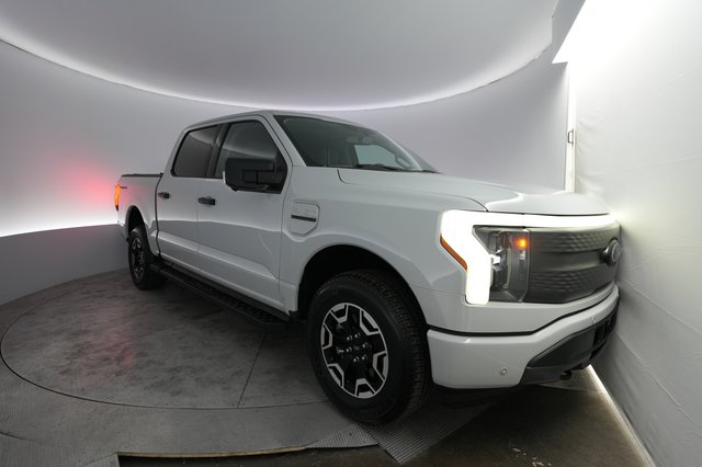 2023 Ford F-150 Lightning — VIN 1FTVW1EL8PWG51235