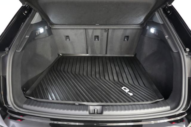 2023 Audi Q4 e-tron — photo 6 of 25