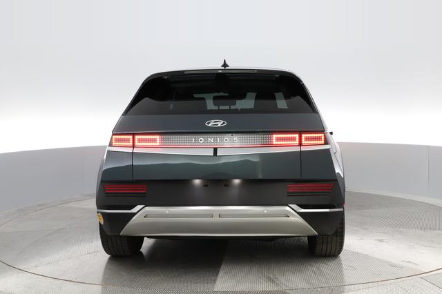 2022 Hyundai IONIQ 5 — photo 7 of 28