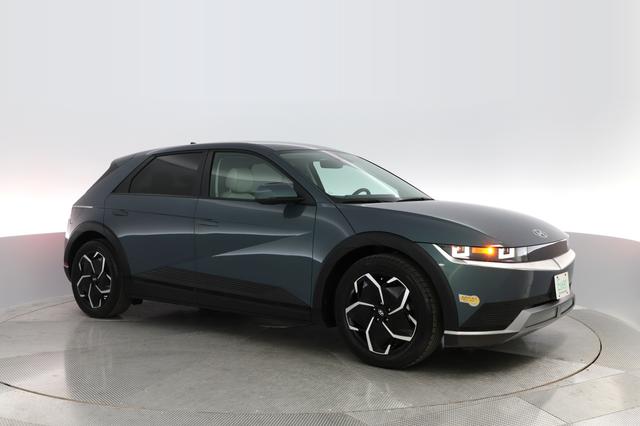 2022 Hyundai IONIQ 5 — photo 5 of 28