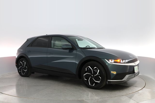 2022 Hyundai IONIQ 5 — photo 5 of 28