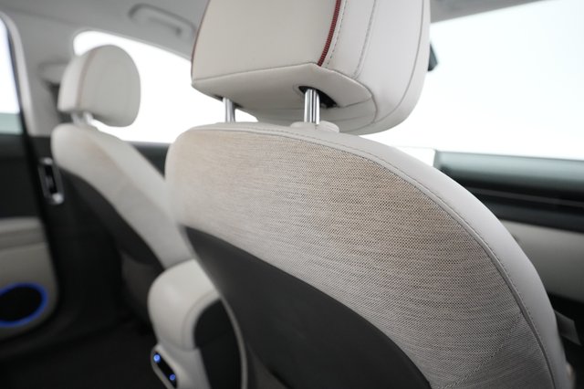 2022 Hyundai IONIQ 5 — photo 22 of 28