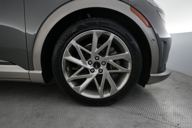 2023 Genesis GV60