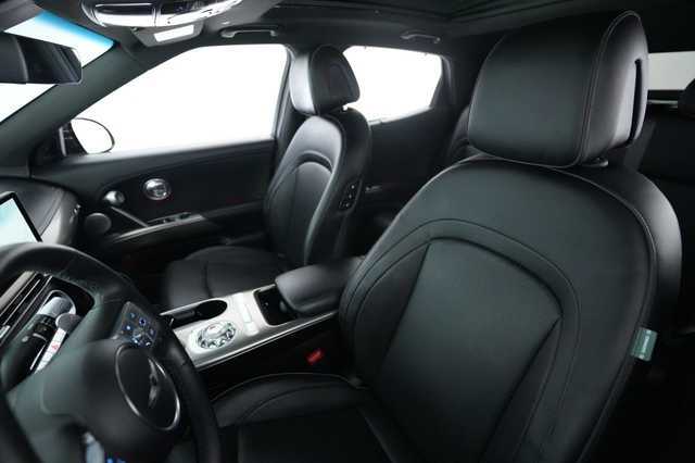 2023 Genesis GV60