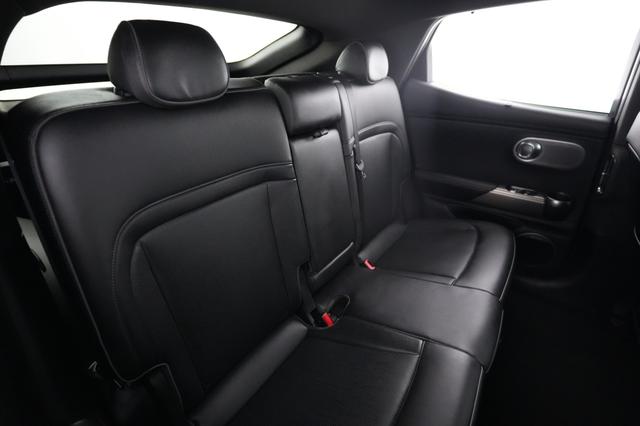 2023 Genesis GV60 — photo 4 of 22