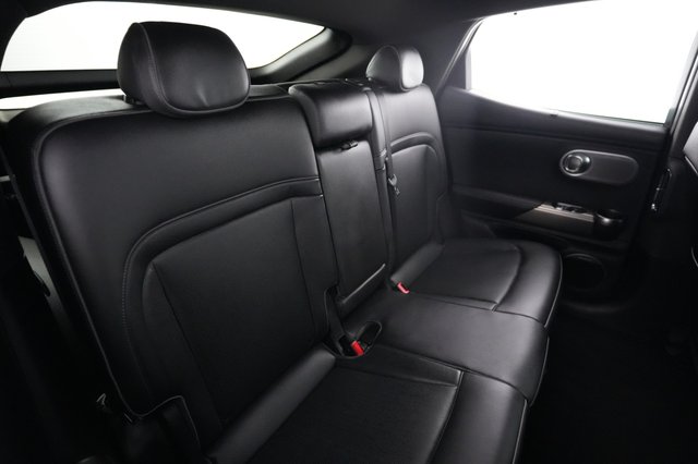 2023 Genesis GV60 — photo 4 of 22