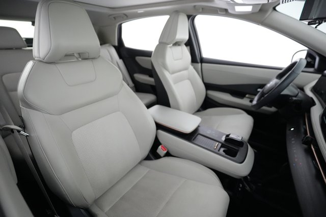 2024 Nissan Ariya — photo 18 of 21