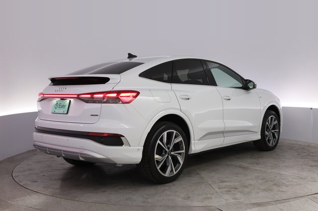 2024 Audi Q4 Sportback e-tron — photo 2 of 20