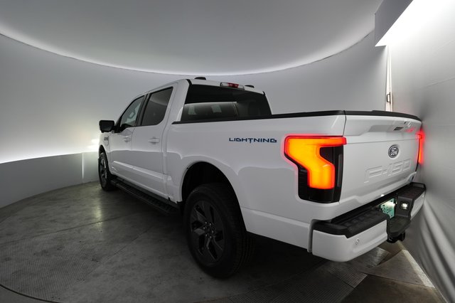 2024 Ford F-150 Lightning — photo 2 of 18