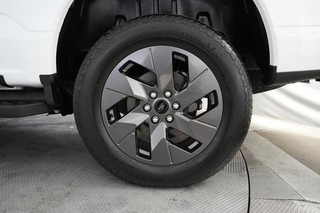 2024 Ford F-150 Lightning — photo 7 of 18