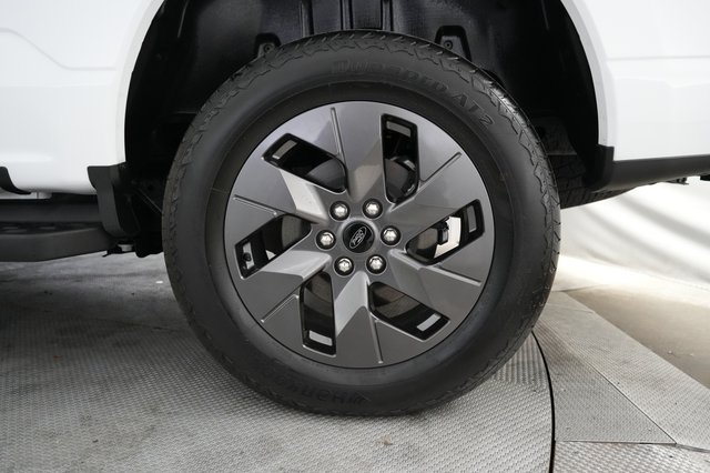 2024 Ford F-150 Lightning — photo 7 of 18