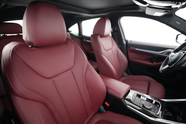 2024 BMW i4