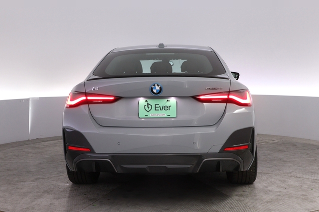 2024 BMW i4