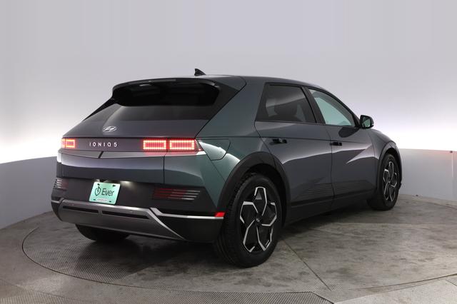 2024 Hyundai IONIQ 5 — photo 2 of 27