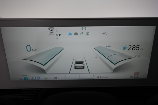 2024 Hyundai IONIQ 5 — photo 5 of 23