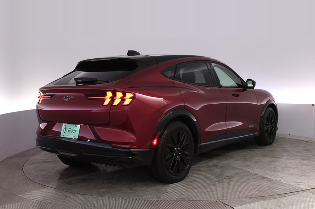 2025 Ford Mustang Mach-E