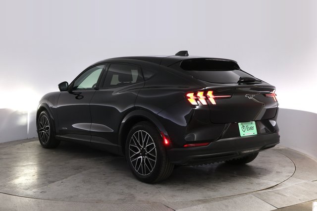 2025 Ford Mustang Mach-E — photo 13 of 25
