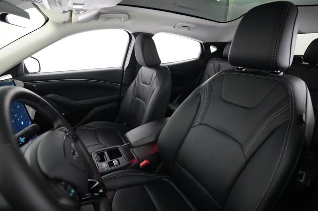 2025 Ford Mustang Mach-E — photo 3 of 25