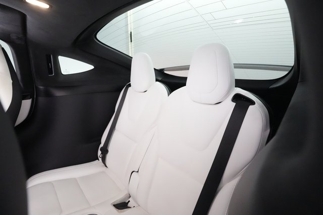 2020 Tesla Model X — photo 20 of 39