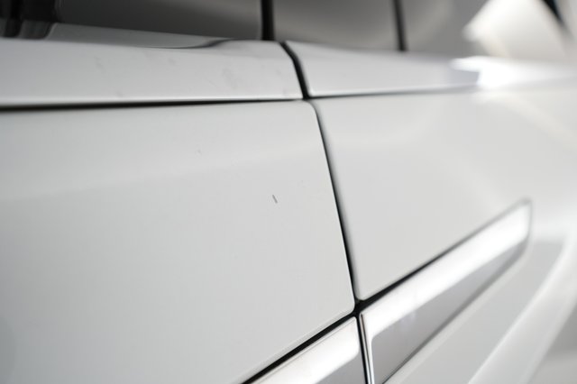 2020 Tesla Model X — photo 27 of 39