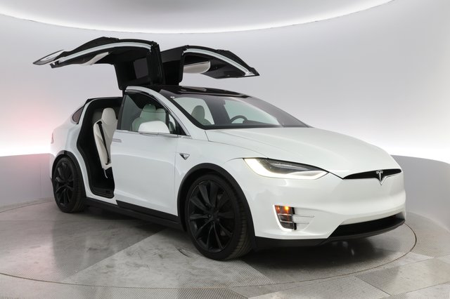 2020 Tesla Model X — photo 6 of 39