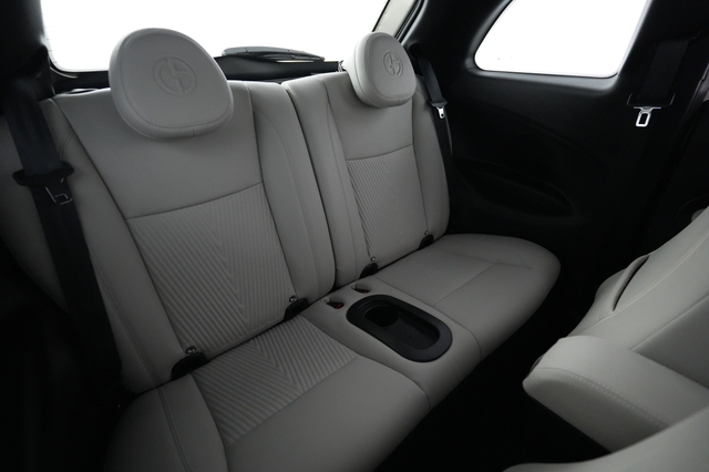 2025 Fiat 500e